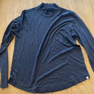 XS Figs mock neck under scrub in navy